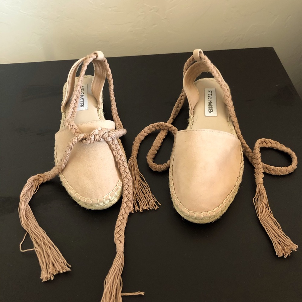 Steve Madden nude sandals size 5.5 BRAND NEW